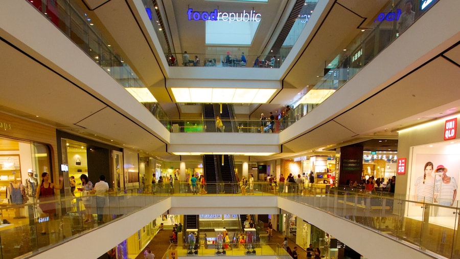 Singapour mettant en vedette magasinage et scÚnes intérieures