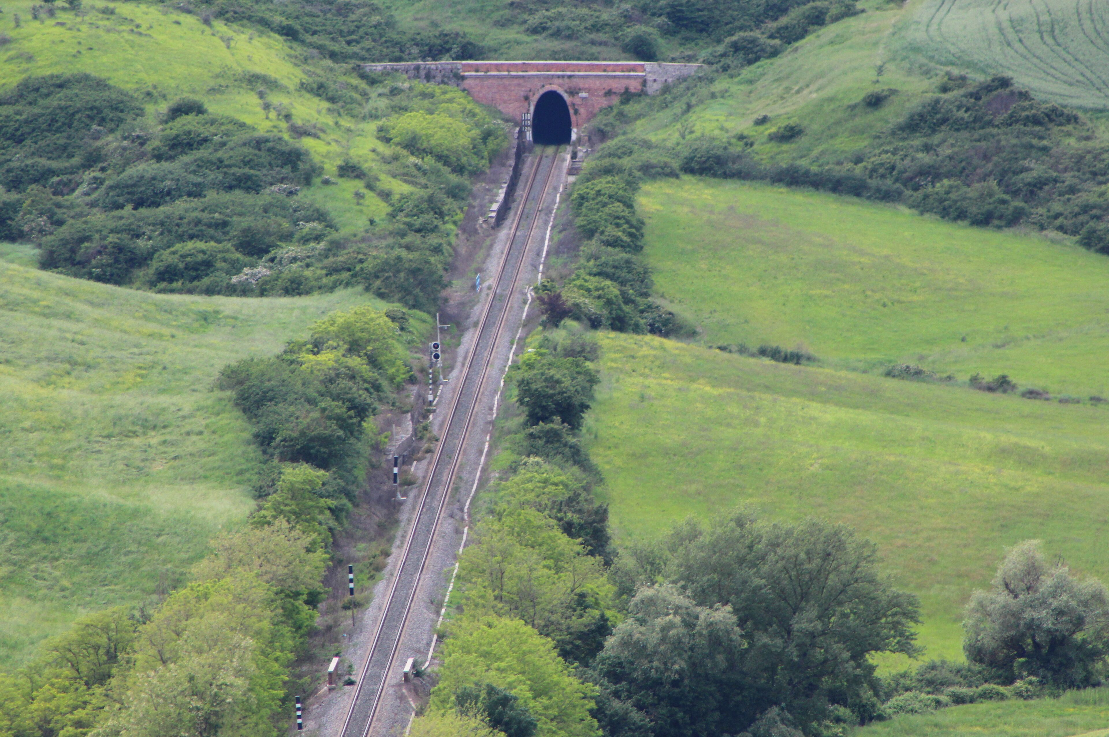 Poggio Faule, hill on the Siena - Montallese (Chiusi) railway, territory of Asciano, Province of Siena, Tuscany, Italy