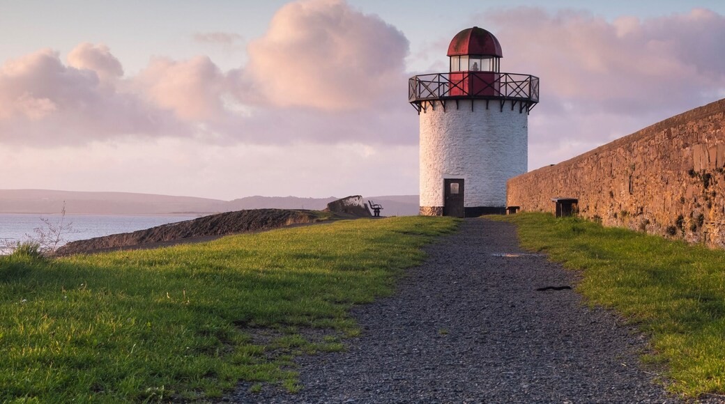 #Mybackyard
Burry Port lighthouse just after sunrise