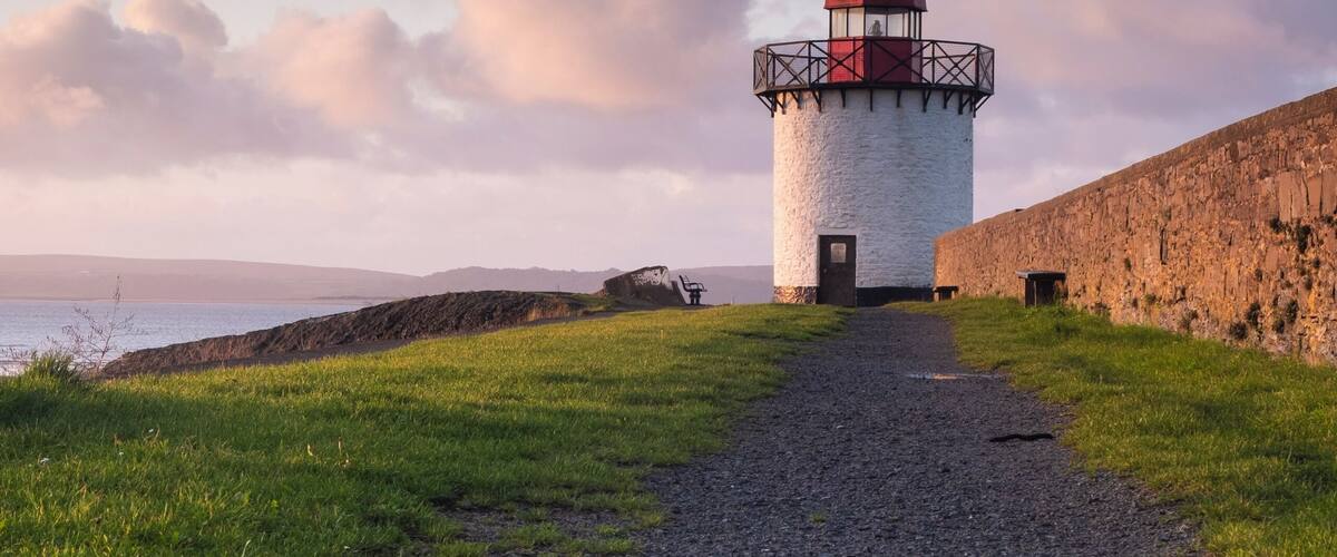 #Mybackyard
Burry Port lighthouse just after sunrise