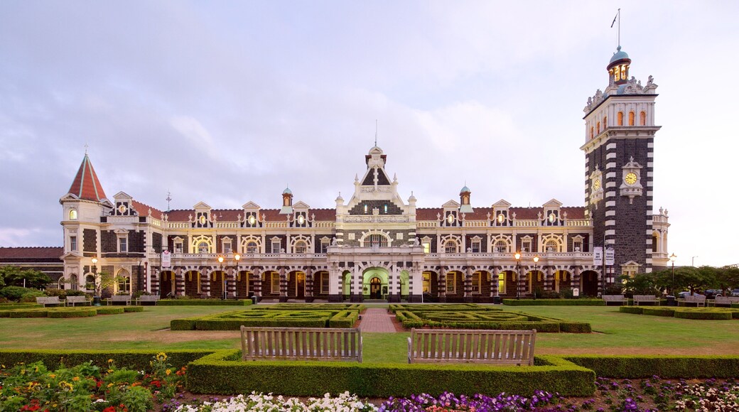 Otago which includes heritage architecture and an administrative buidling