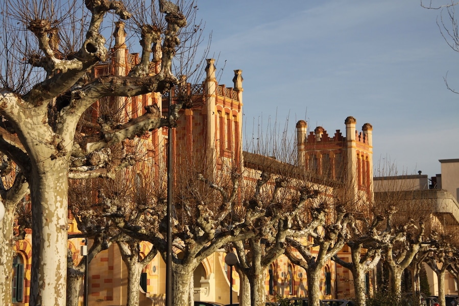 A town of beautiful thermal springs, and interesting houses that were built to impress to attract the wealthy to Bath.