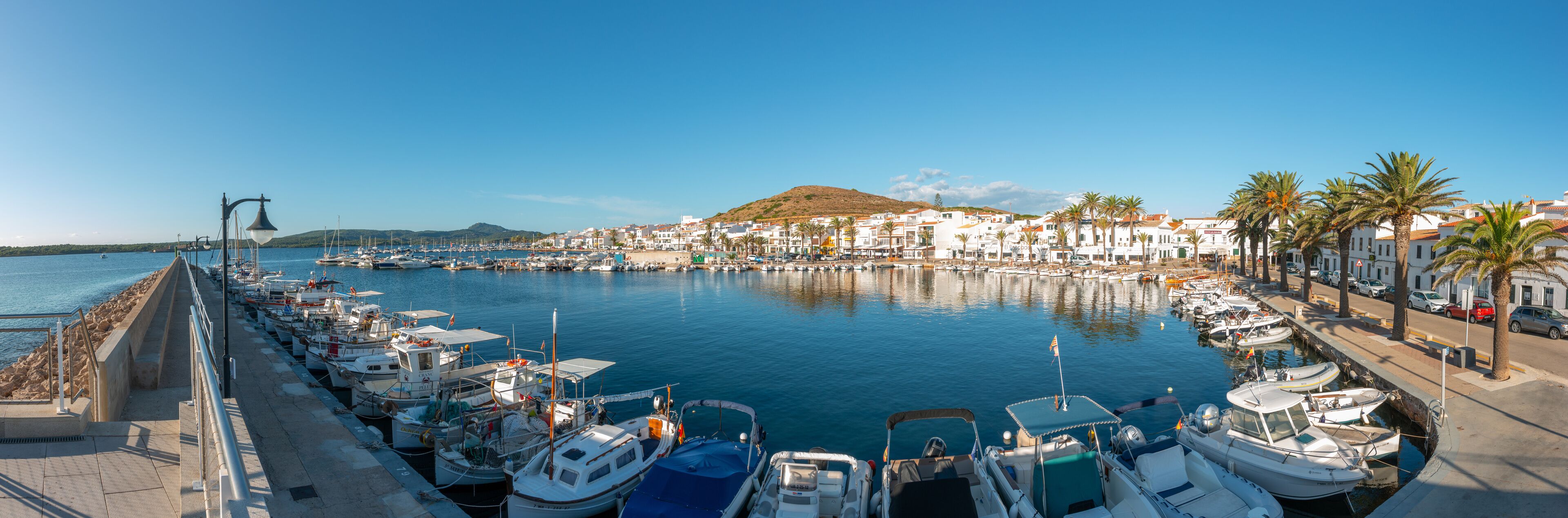 Pueblo pesquero de Fornells en Menorca
