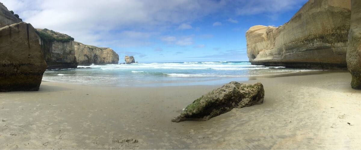 This was probably my favorite ocean view issue in New Zealand. Stunning! Do NOT miss!!!
It isn't a super long hike but it is pretty steep.