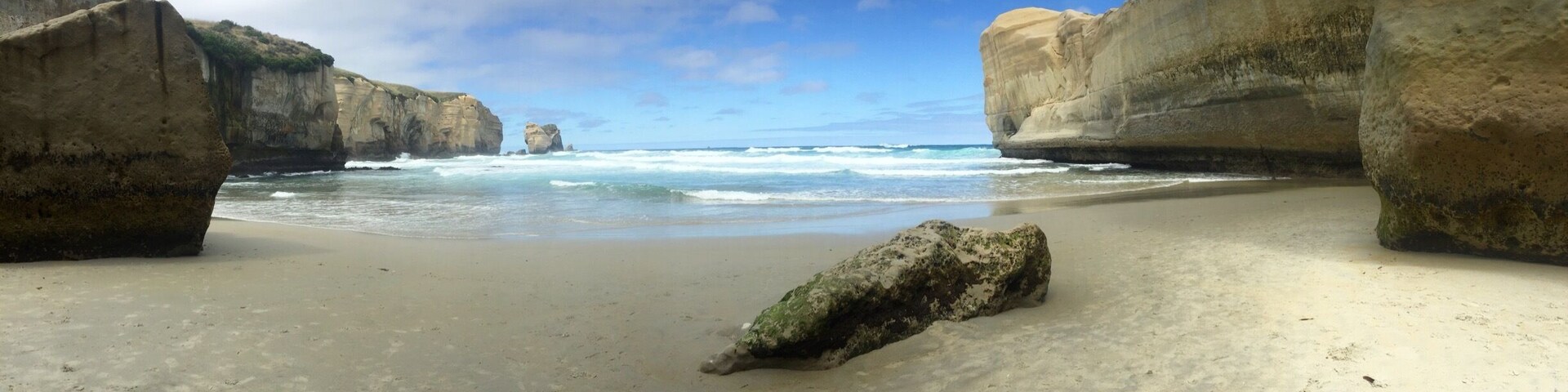 This was probably my favorite ocean view issue in New Zealand. Stunning! Do NOT miss!!!
It isn't a super long hike but it is pretty steep.