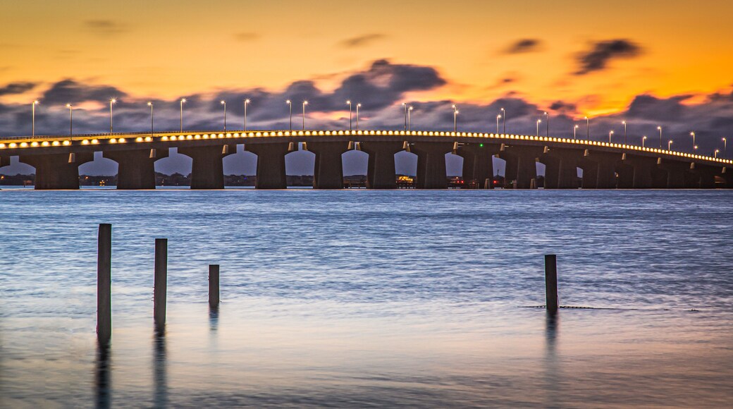 Sunrise over the causeway from Manahawkin to Long Beach Island , NJ