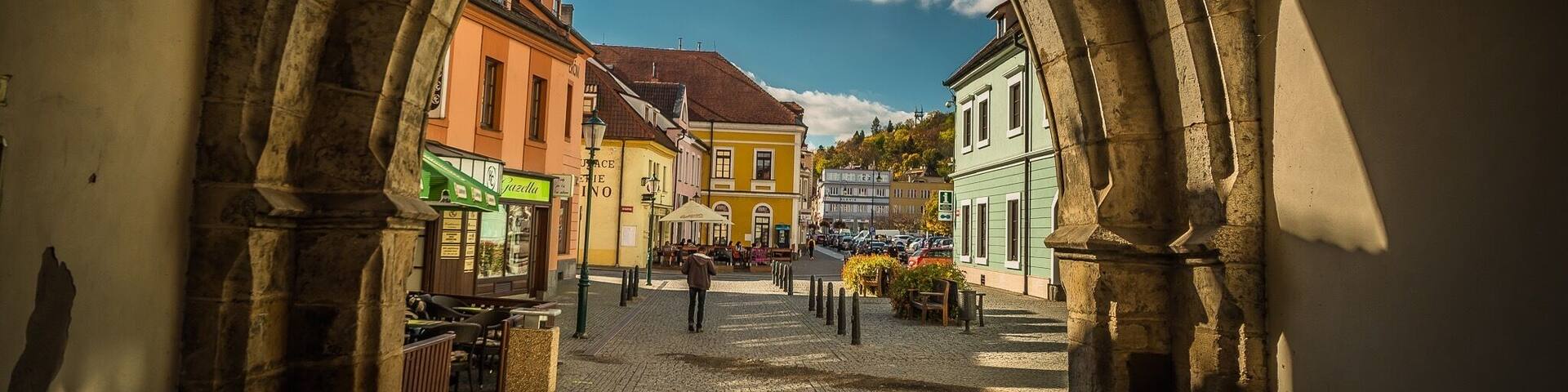 Small town, roughly 20 minutes drive from Prague with an amazing family brewery Berounsky Medved.
Modern brewing history goes back to 1871 in the town of Beroun but ended in 1978. Over 20 years later, the Mayer family renewed the tradition by opening a brewery for the true beer lover. This isn't a fancy joint, it's a place for those who love good beer, good friends and good times. The breweryâs location might take most by surprise, as it is to be found in an abandoned industrial estate. Although the area has a slightly dubious feel to it, the brewery itself is bright, cheerful and family friendly. There is also a collection of old tanks outside, because why not?
Twice a year is a larger potter and craft fair in the town of Beroun where you'll find the beer for sale on the square.
Getting there:
The town of Beroun is a pleasant train ride through a river basin with stunning landscapes and a castle or two.
Trains depart from both Prague's main station and Prague Smichov station (reachable by the yellow metro line). The commuter trains (Os) take around 50 minutes while the fast train (R) is around 35 min. If you would like to stop at the famous Karlstejn castle on the way there or back, take the commuter train because the fast trains don't stop there. The Karlstejn stop is easy to tell because that's where everybody with a camera gets off. From there, Beron two more stops.
Once at the train station, walk out the front door and turn left and follow the signs to the brewery. There are a few twists and turns, but walk into the courtyard of the industrial area and you are there!
For train schedules, follow this link:
http://www.vlak.cz/ConnForm.asp?tt=a&cl=E5
and enter from "Praha" to "Beroun".
#europe #smalltown #czechrepublic #czechia #brewery #traintrip #traveleurope #travel #tanks #beerguide #instone