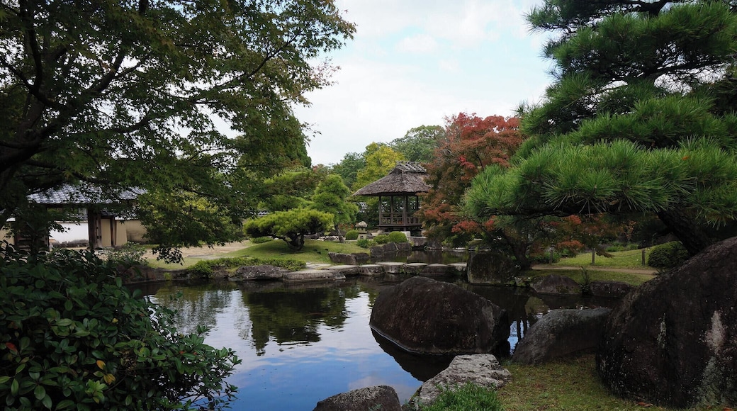Koko-en Garden, a Zen garden with some autumn colours. Photo taken in Himeji #Japan #Zen #LifeAtExpedia