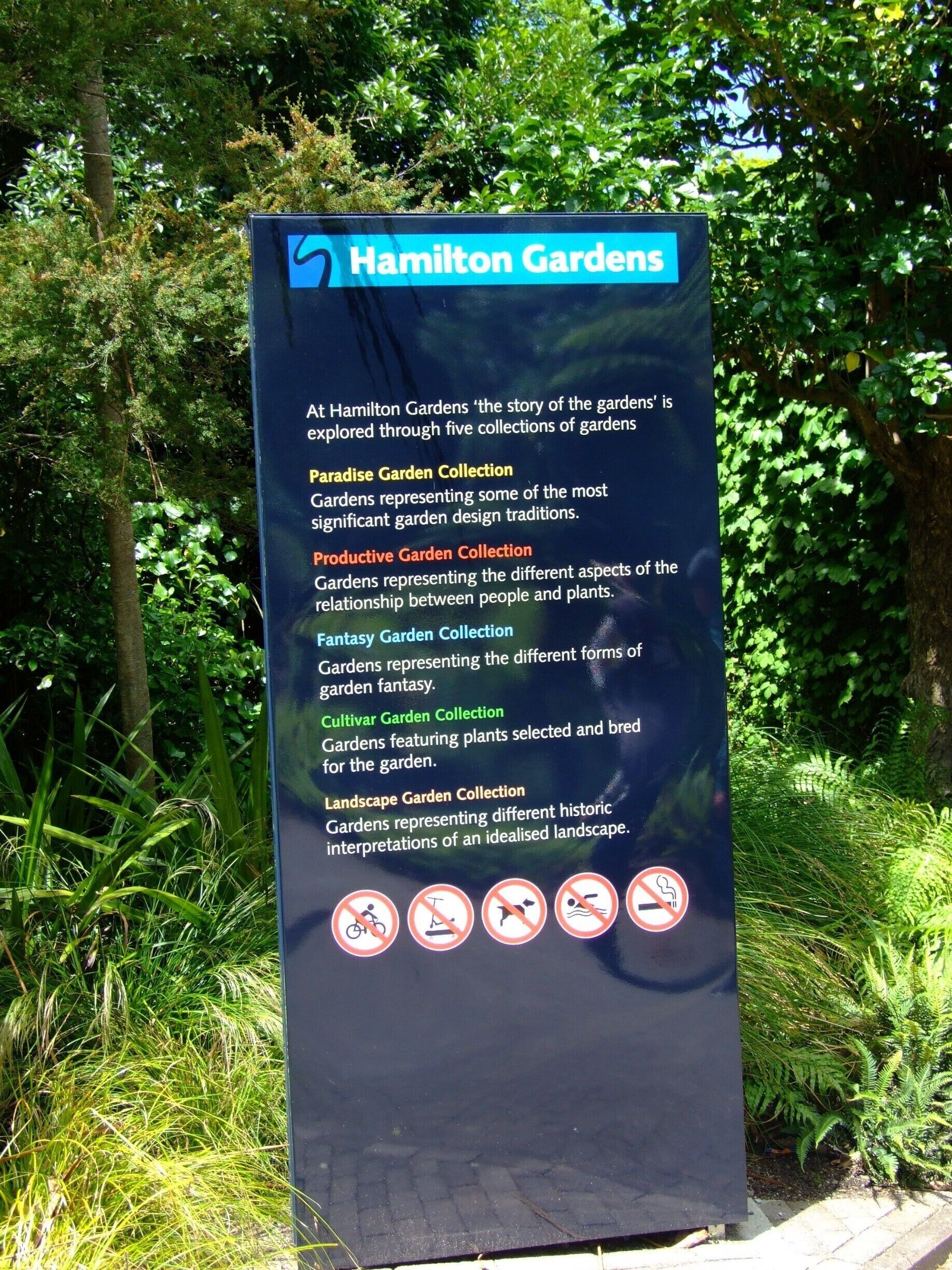 Hamilton Gardens is a conceptual garden based in the Waikato that explores the context, history and meaning of gardens through time, and from around the world. It is internationally recognised for its unique concept and is the Waikato region's most popular tourist destination.
Hamilton Gardens is a public garden in the south of Hamilton owned and managed by Hamilton City Council in New Zealand. 
Hamilton Gardens is located between the bank of the Waikato River and State Highway 1.