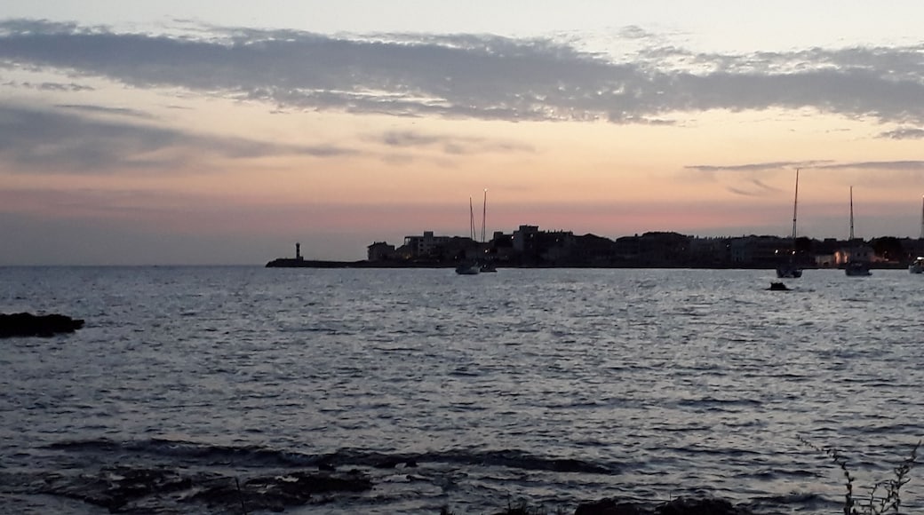 Hafen von Colònia de Sant Jordi in Mallorca.