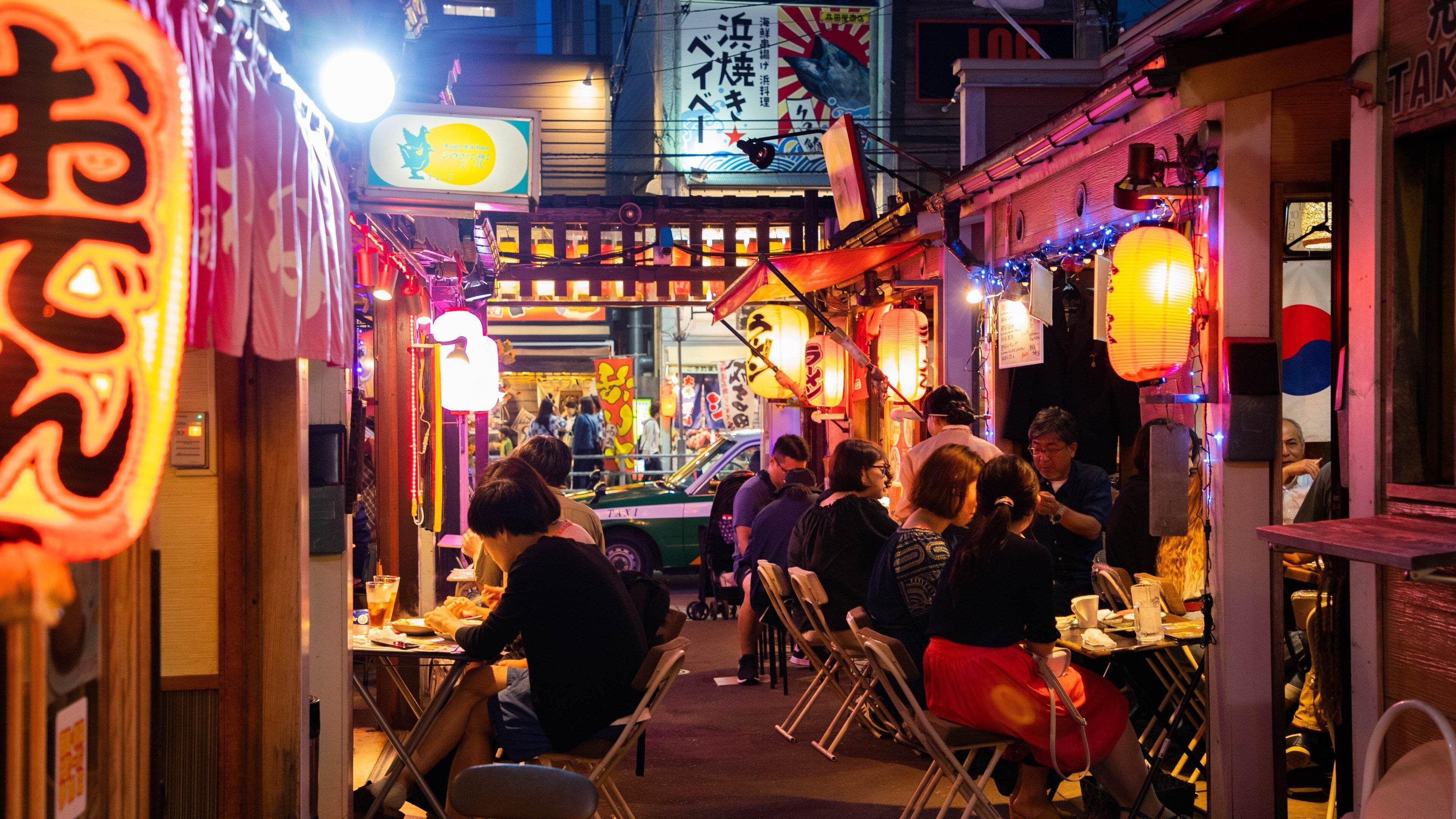Hakodate showing night scenes, outdoor eating and nightlife