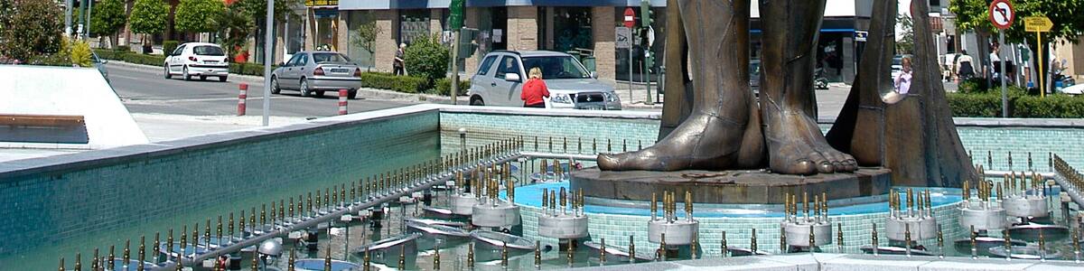 Monumento a la mujer en Armilla 2