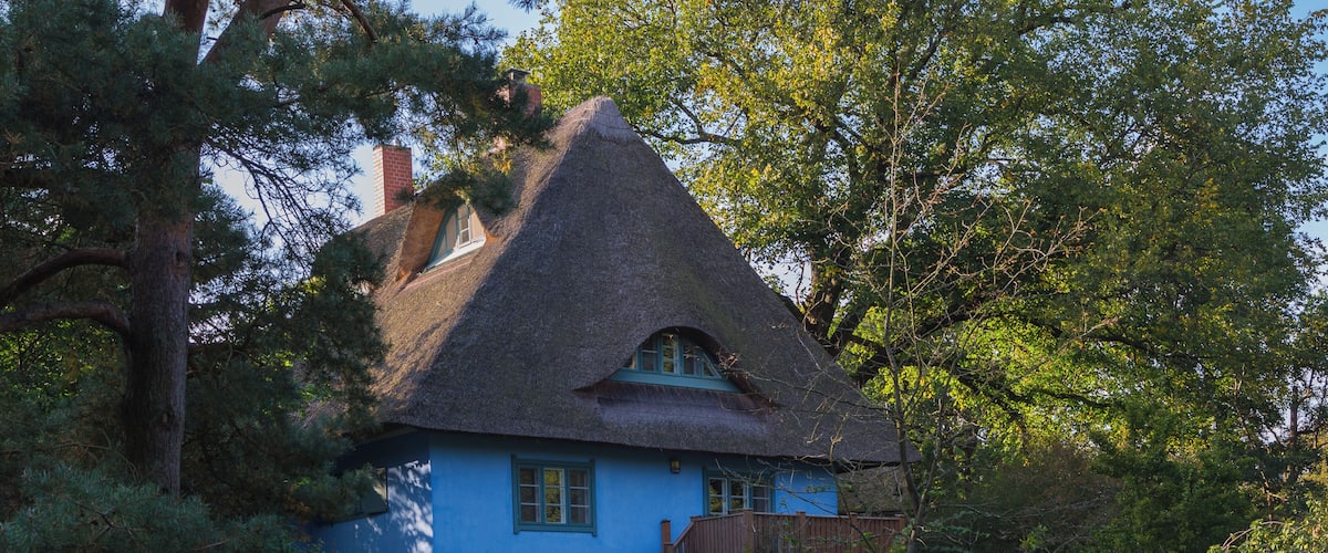 This is a photograph of an architectural monument. It is on the list of cultural monuments of Ahrenshoop, no. 11323