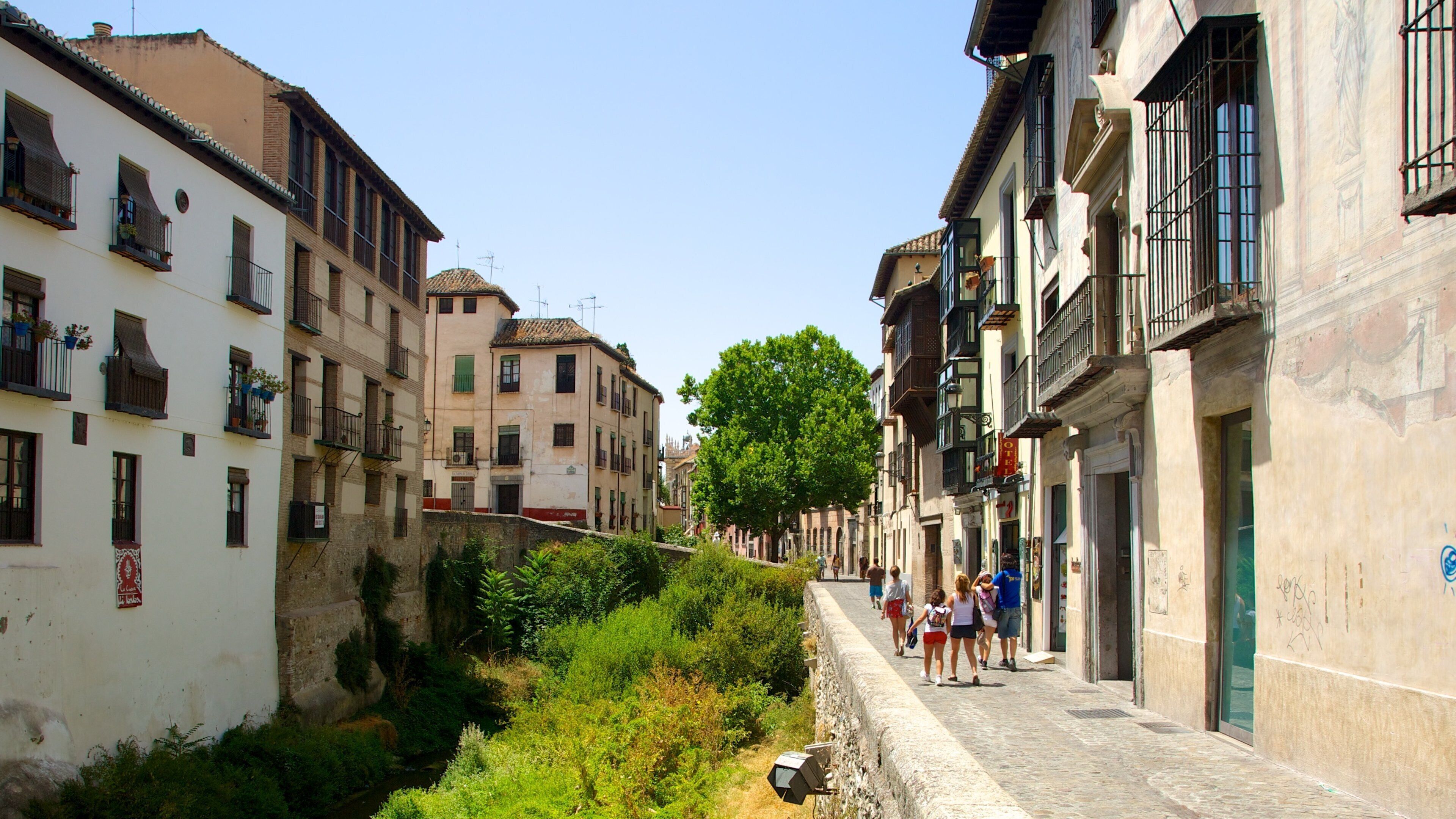 Andalucía som inkluderer gatescener og by