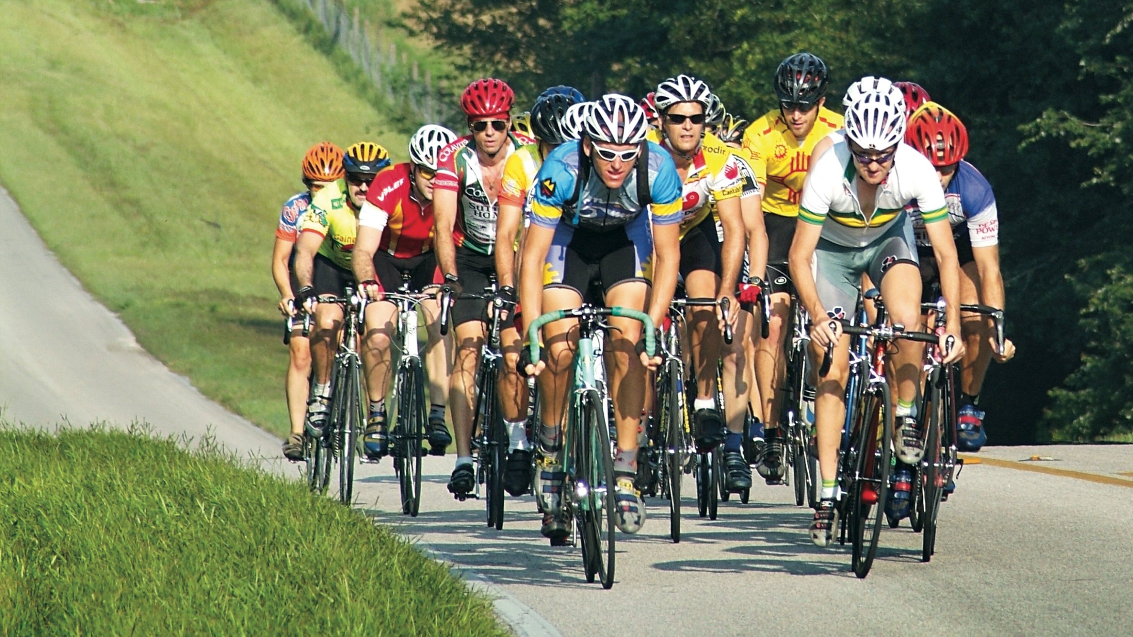 Gainesville mostrando ciclismo de carretera y un evento deportivo y también un grupo grande de personas