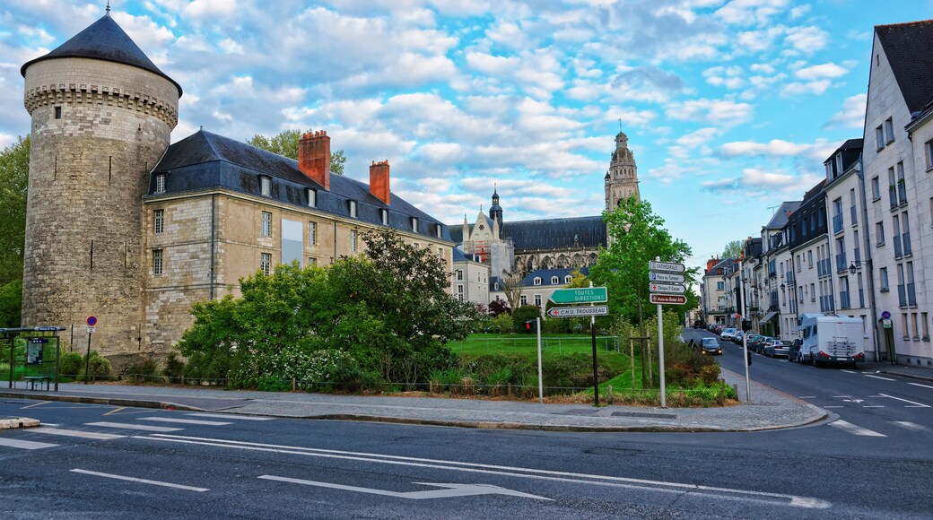 Bleury-Saint-Symphorien