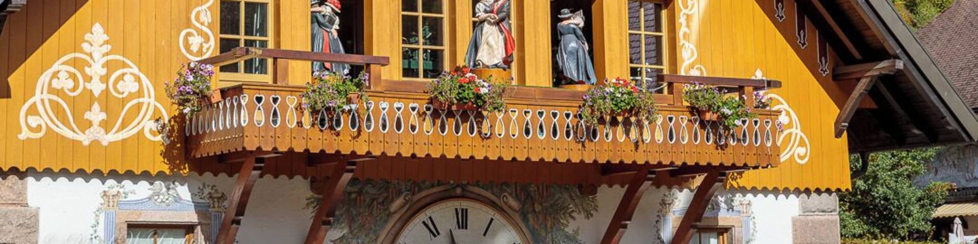 The very large cuckoo clock on the side of the building where we stopped in the Black Forest.
A novel idea and certainly attracts the crowds.