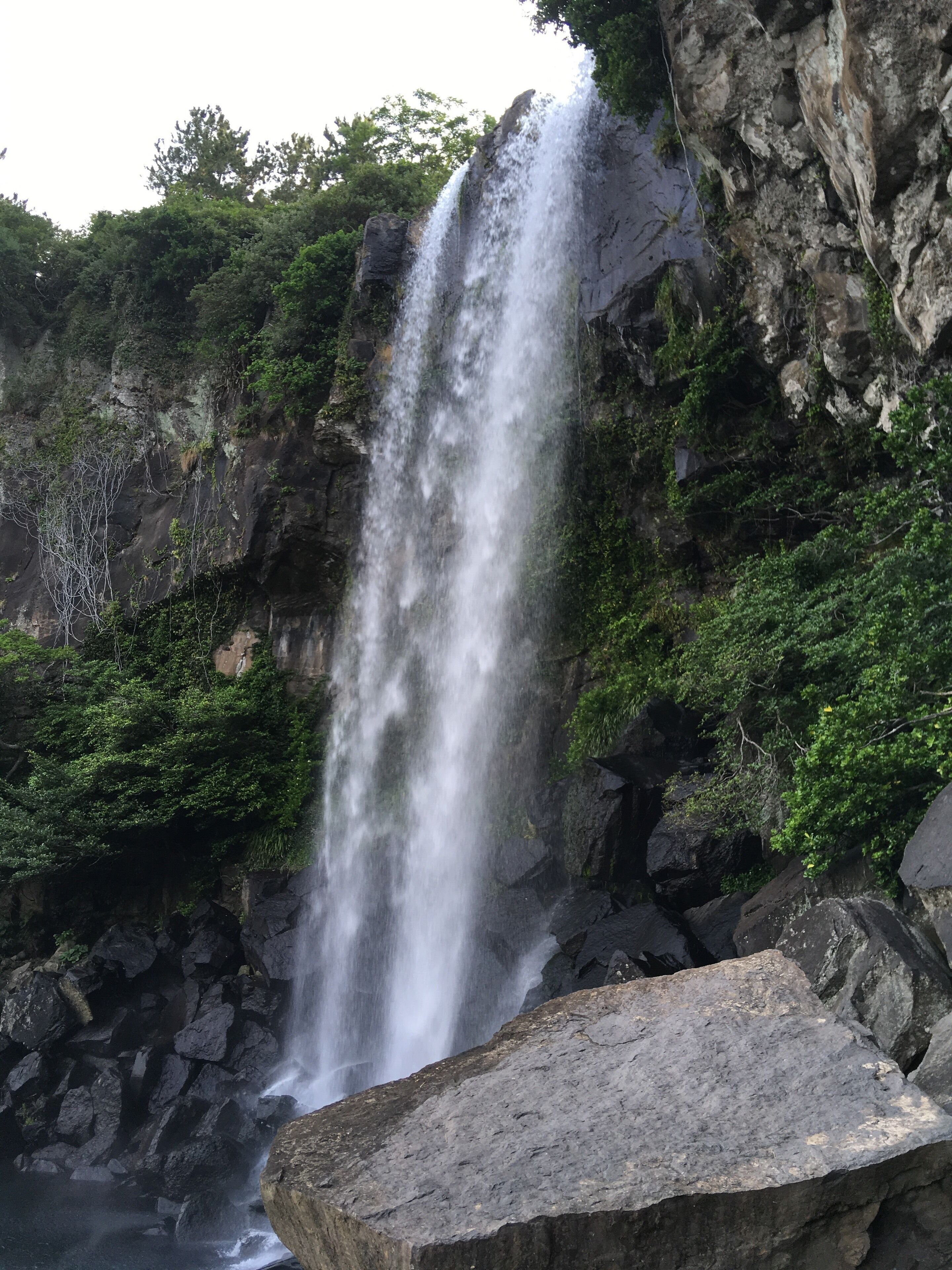 Jeongbang Waterfall