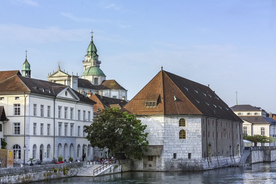 Renowned as Switzerland most beautiful Baroque city, Solothurn is the capital of the eponymous canton,Switzerland