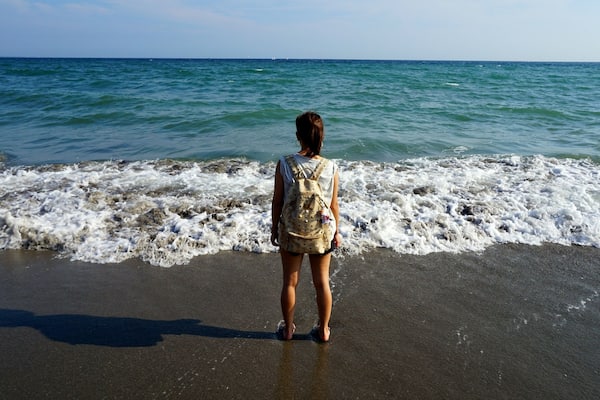 Shichiri-ga-hama Beach is a popular spot for surfers and bbq picnics, although not so much for swimmers due to the lack of shower facilities. But I like it because there are less people here compared to other beaches along the shoreline.
It is located along the Sagami Bay and is also a popular place to view Mt Fuji, which can be seen looming just beyond the shoreline.
Closest Station: Shichirigahama Station on the Enoden Line.
#BeachBound