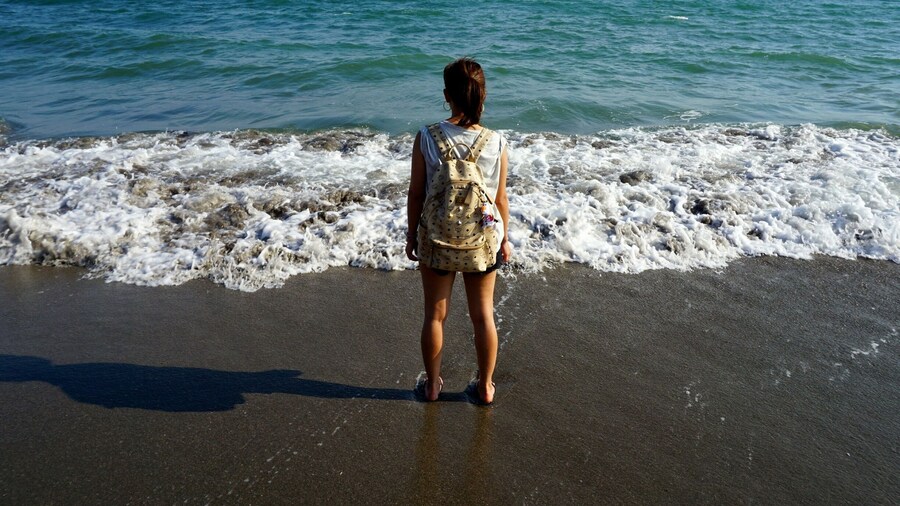 Shichiri-ga-hama Beach is a popular spot for surfers and bbq picnics, although not so much for swimmers due to the lack of shower facilities. But I like it because there are less people here compared to other beaches along the shoreline.
It is located along the Sagami Bay and is also a popular place to view Mt Fuji, which can be seen looming just beyond the shoreline.
Closest Station: Shichirigahama Station on the Enoden Line.
#BeachBound