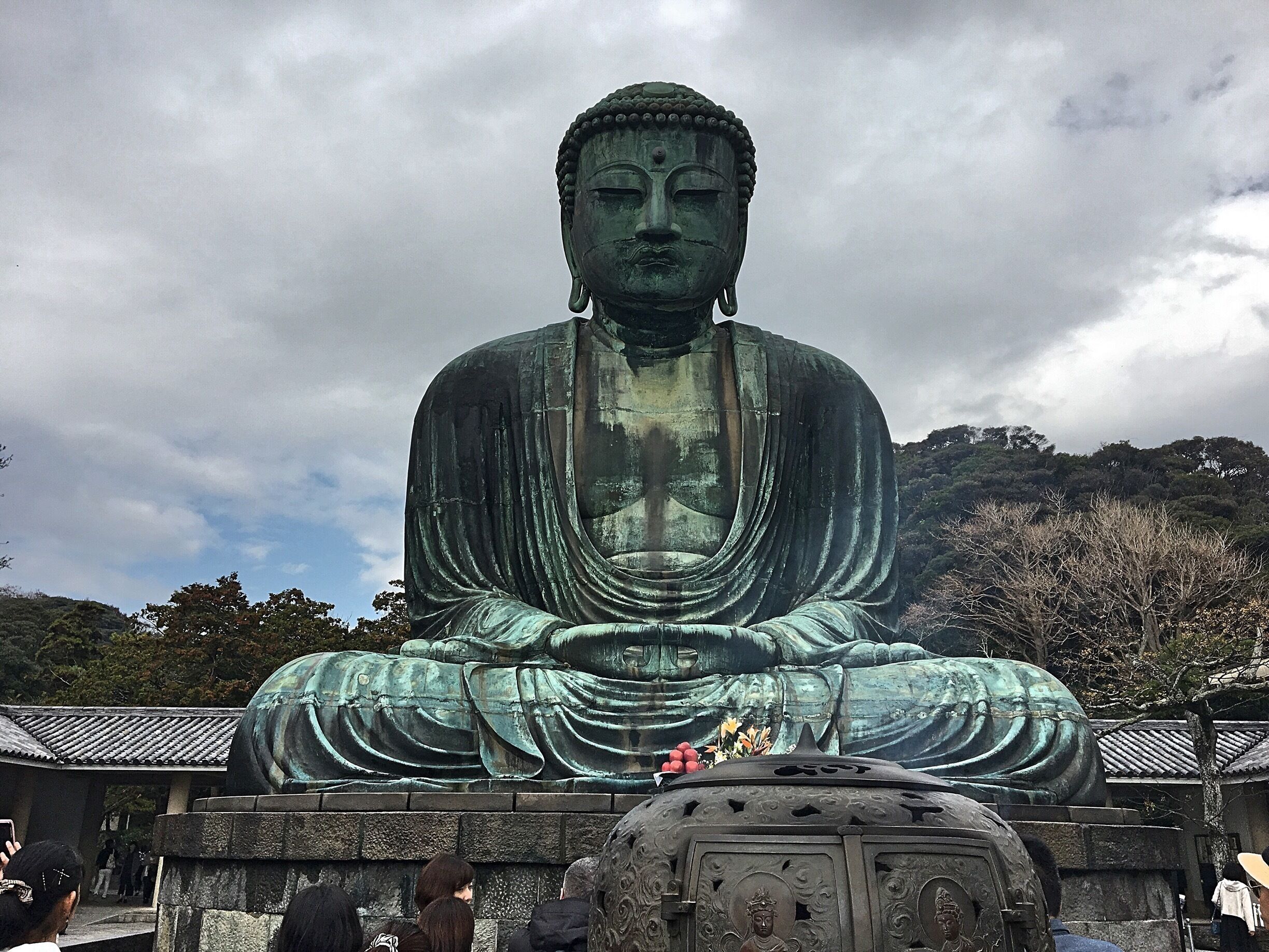 One of the coolest things about this Buddha is that it’s completely hollow. You can go inside for 20 cents. Definitely a must see in Kamakura! #japan #architecture #asia #buddha #iconicplaces