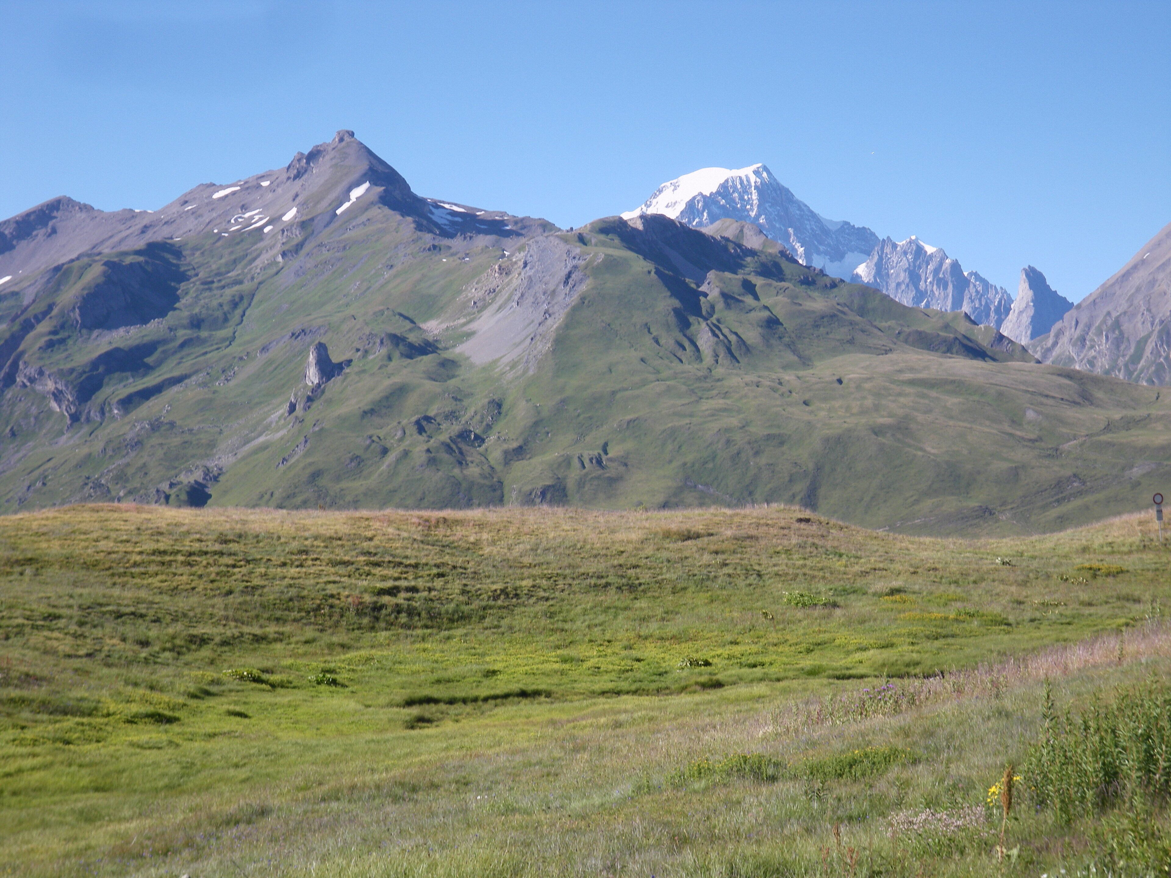 vue depuis le col du petit saint bernard