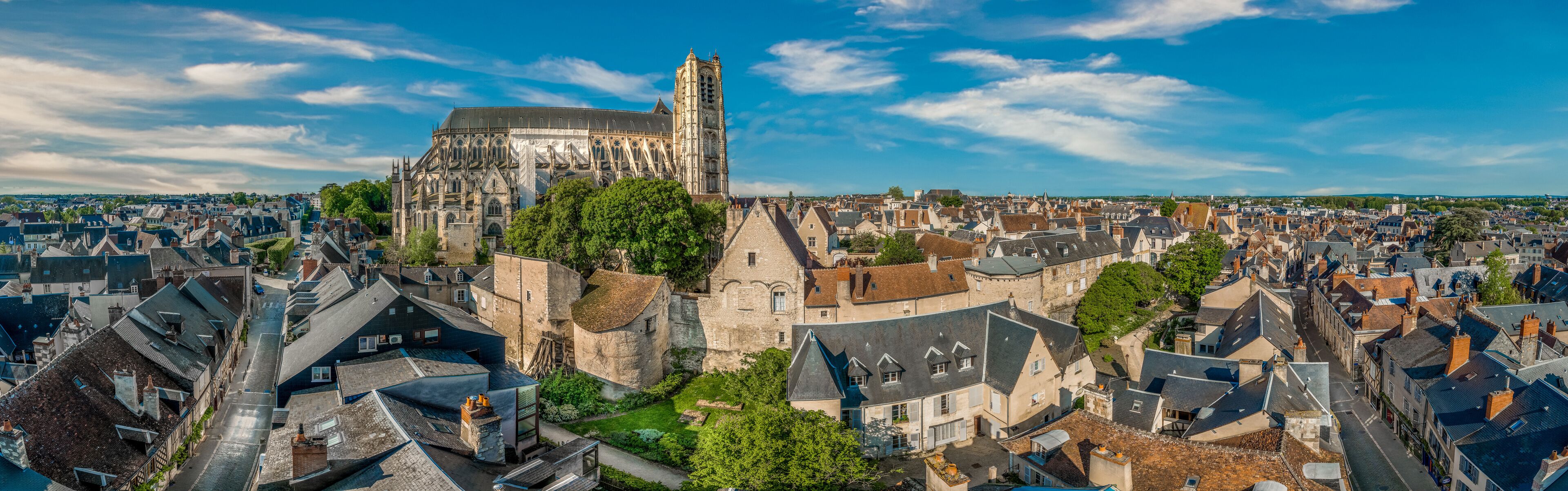 aerial, archiepiscopal, architecture, berry, bourges, building, cathedral, cathedral of saint étienne, catholic, central, centre, centre region, centre val de loire, cher, church, city, cityscape, duc