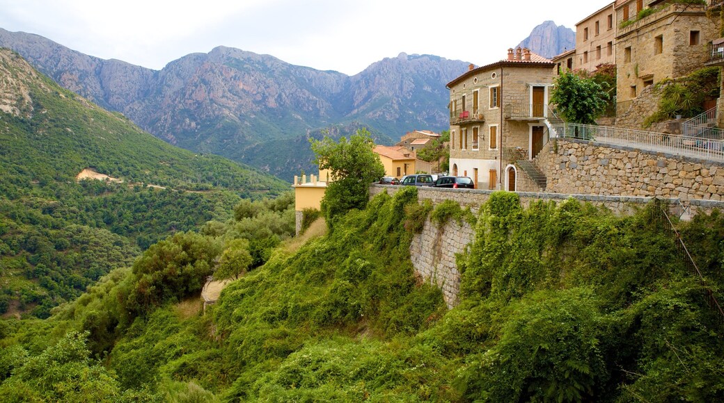 Ota featuring a small town or village and heritage architecture