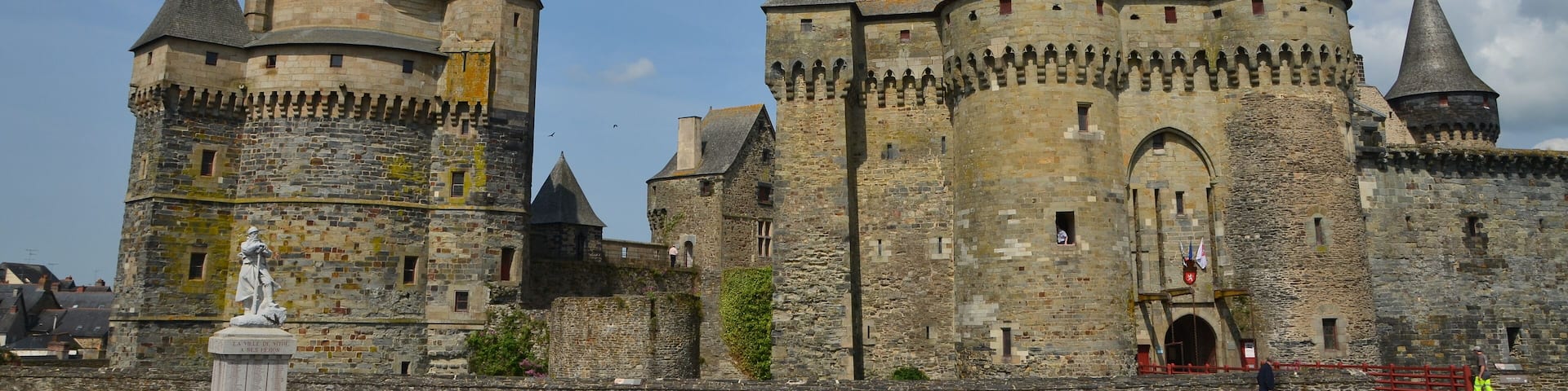 Beautiful day at the Chateau de Vitre