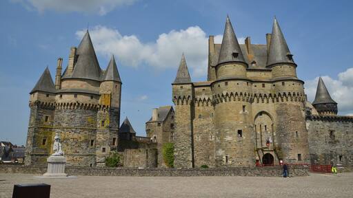 Beautiful day at the Chateau de Vitre