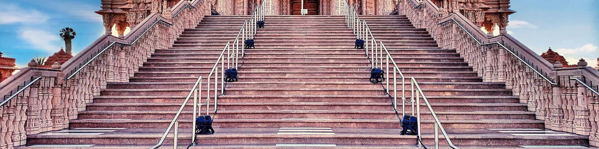 Beautiful Hindu temple located in Chino Hills ca. Place is really gorgeous inside and out.