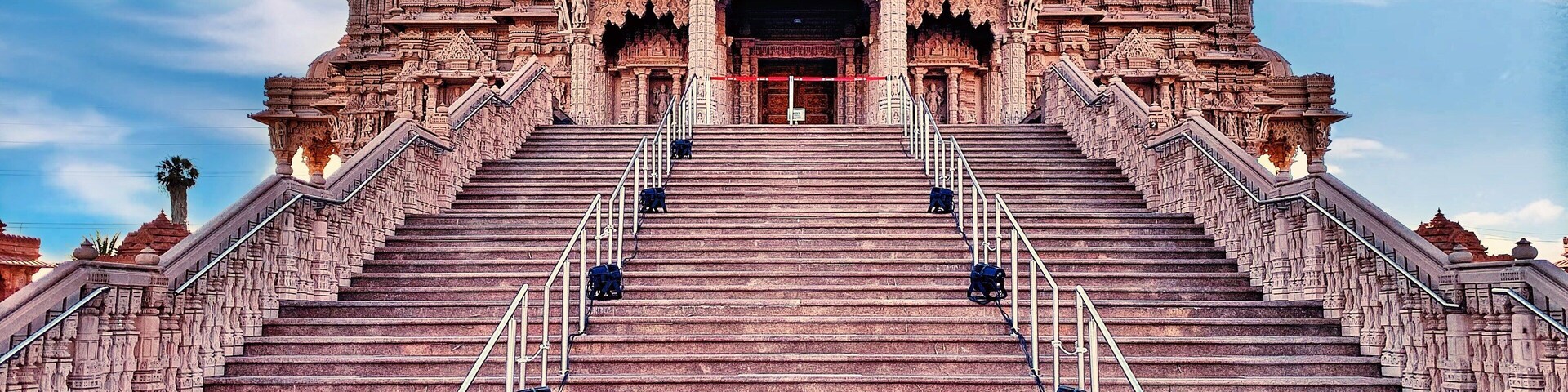Beautiful Hindu temple located in Chino Hills ca. Place is really gorgeous inside and out.