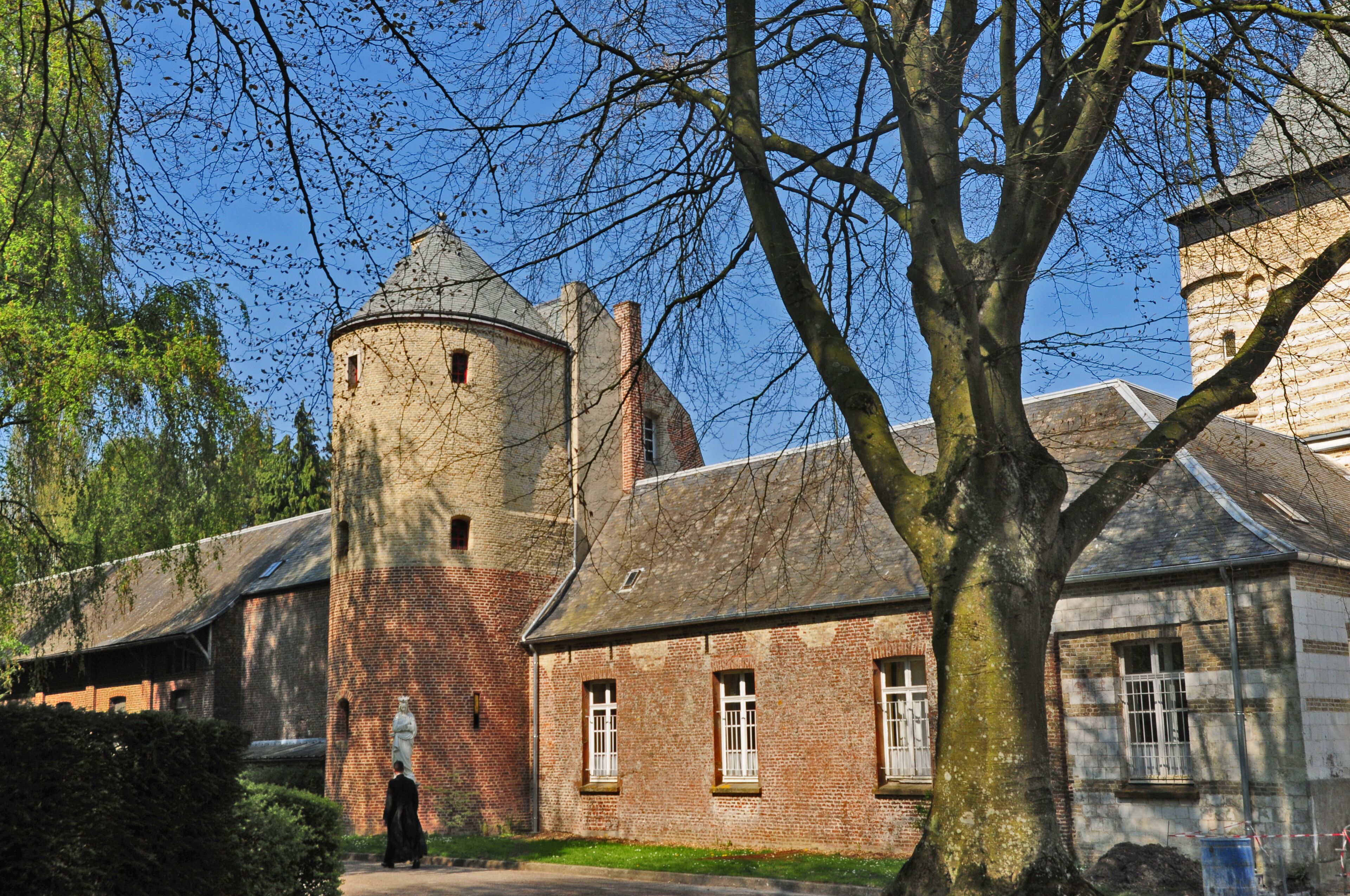 Abbazia benedettina di St. Paul a Wisques, Pas-de-Calais, Hauts-de-France,	