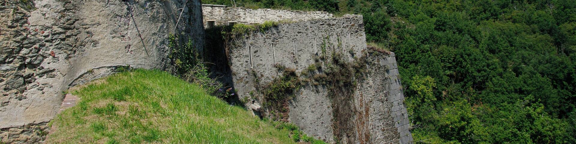 This building is classé au titre des Monuments Historiques. It is indexed in the Base Mérimée, a database of architectural heritage maintained by the French Ministry of Culture, under the reference PA00104101 .