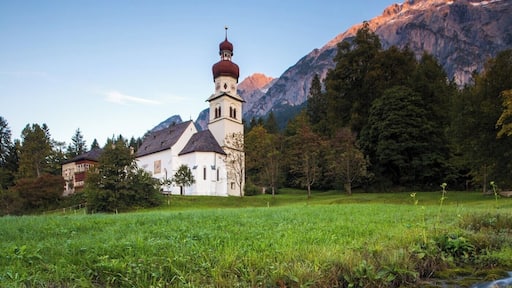 Month 3 of the @trover & BvS photo contest has just started!
This month's theme is Spring. So, hashtag your best images #BvSSpring for a chance to win some rad prizes.
More details in our FB group at http://www.fb.com/groups/brendanvanson