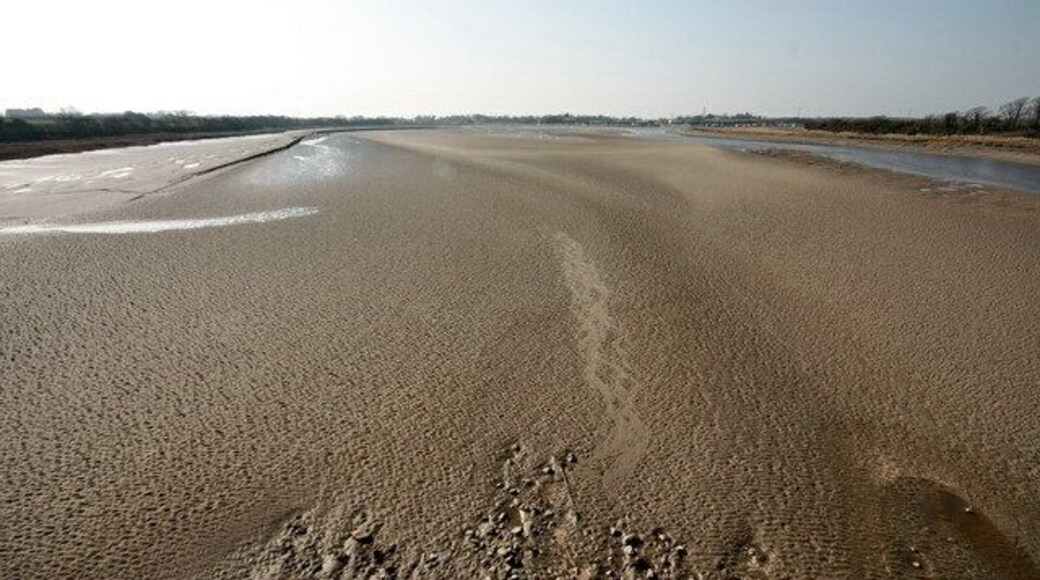 River Wyre At Low tide, looking west from Shard Bridge.