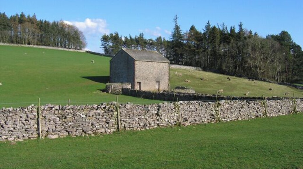 Barn and grazing land
