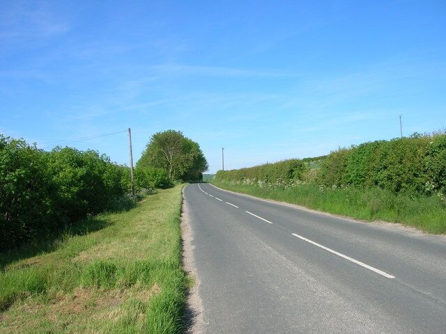 Minor Road Towards Weaverthorpe