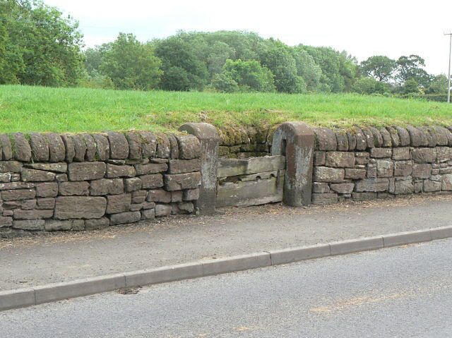 Aldford, the stocks The Cheshire Historic Environment Record http://rcp.cheshire.gov.uk/SingleResult.aspx?uid=MCH84 dates these as being probably 17th century in origin.
