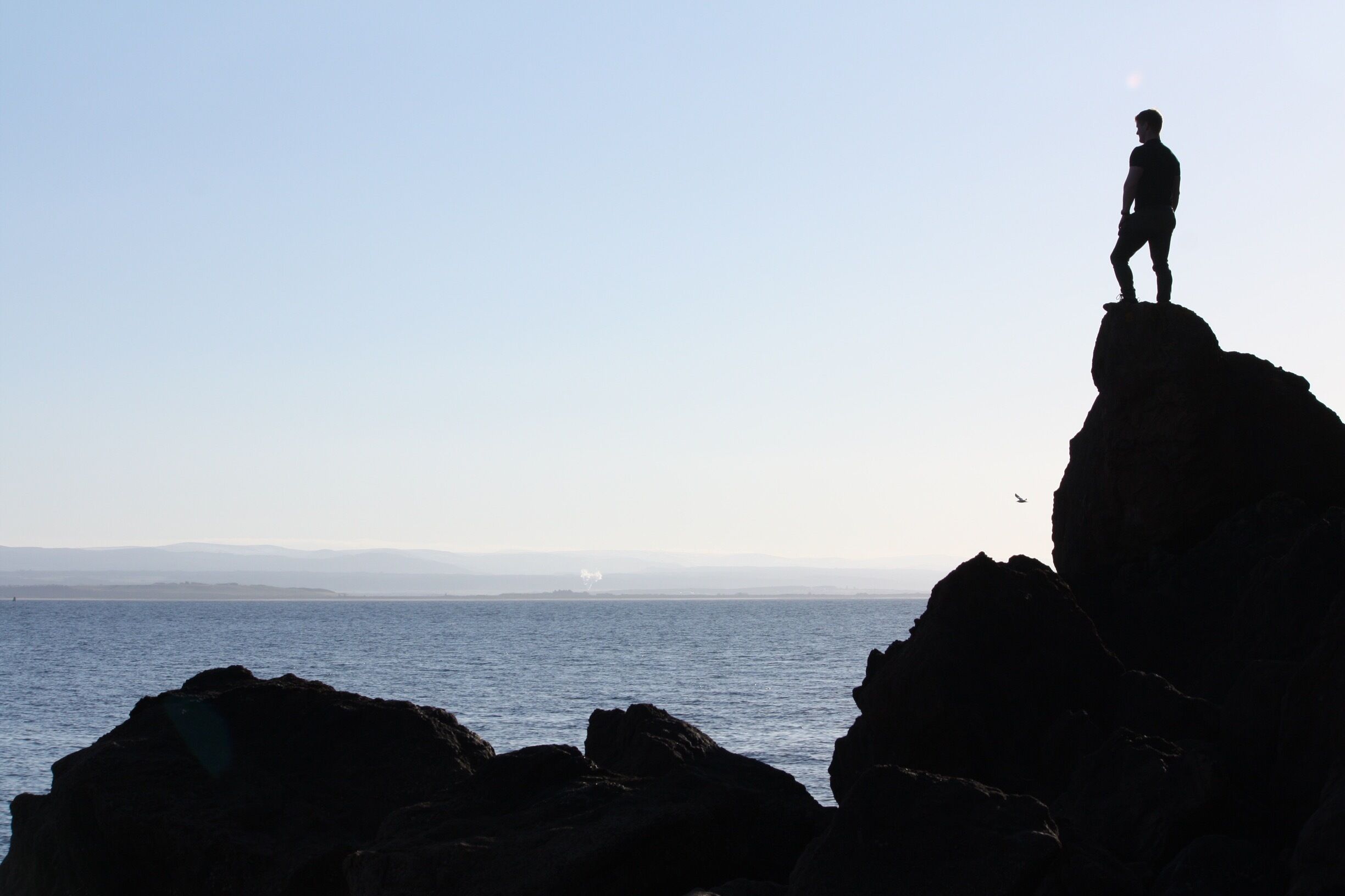 📍Seaside, Cromarty.

Whilst visiting the marvellous MacFarquhar’s Bed nearby, i took the the time to go dolphin 🐬 spotting 🔭, unfortunately it wasn’t my lucky day. Other sealife spotted in the Cromarty Firth include seals, pilot whales and basking sharks 🦈 .