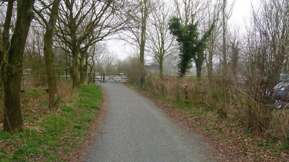 Cycleway in Cuerdon Valley Park