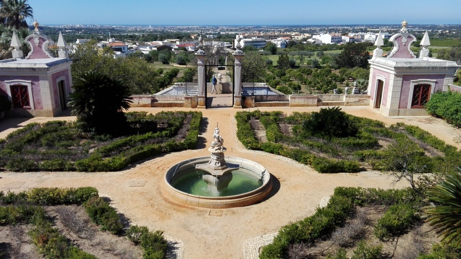 Palace garden