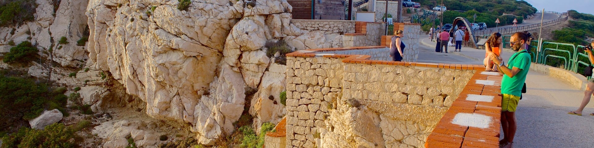 Capo Caccia showing views