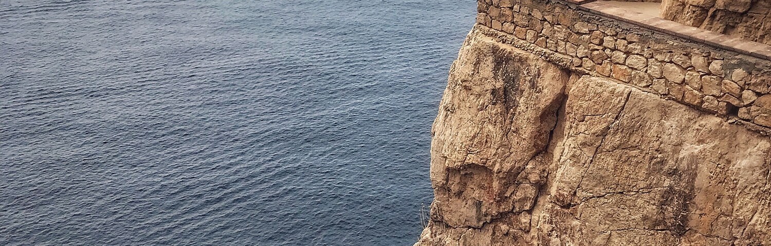 600 hundred steps to the caves but every twist and turn has a great photo opportunity, a must see when in Alghero. Drive there, it’s the only way to use the steps, if you go by boat it takes you straight into caves and you won’t see the steps.
