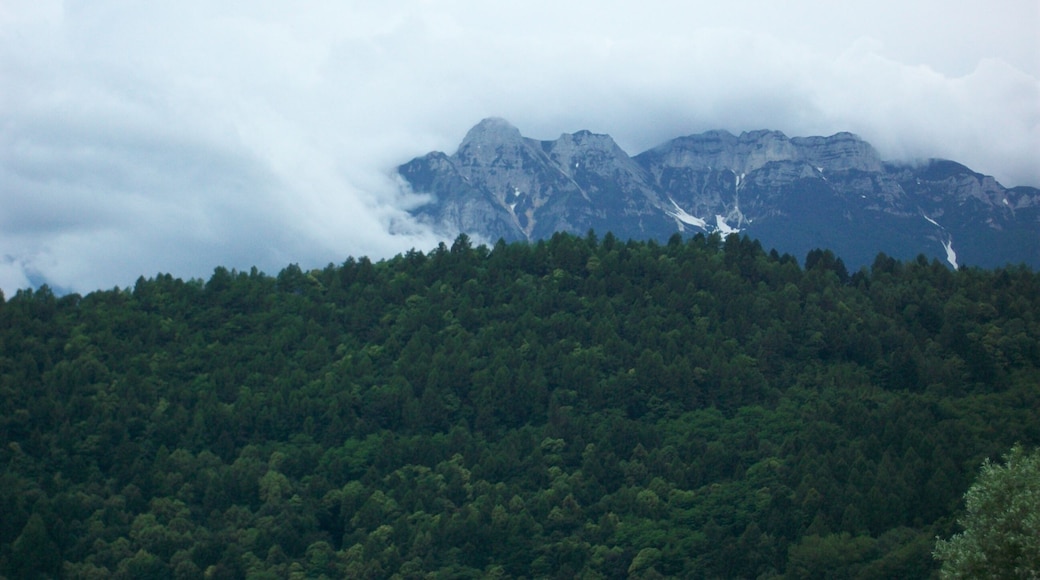 Pohled z hotelu Du Lac