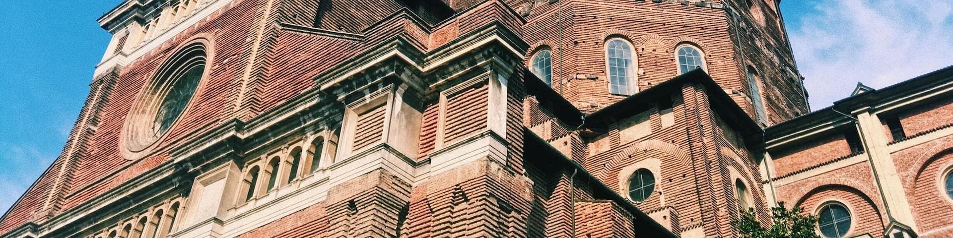 Up&down #duomo #pavia #sky #happyday
