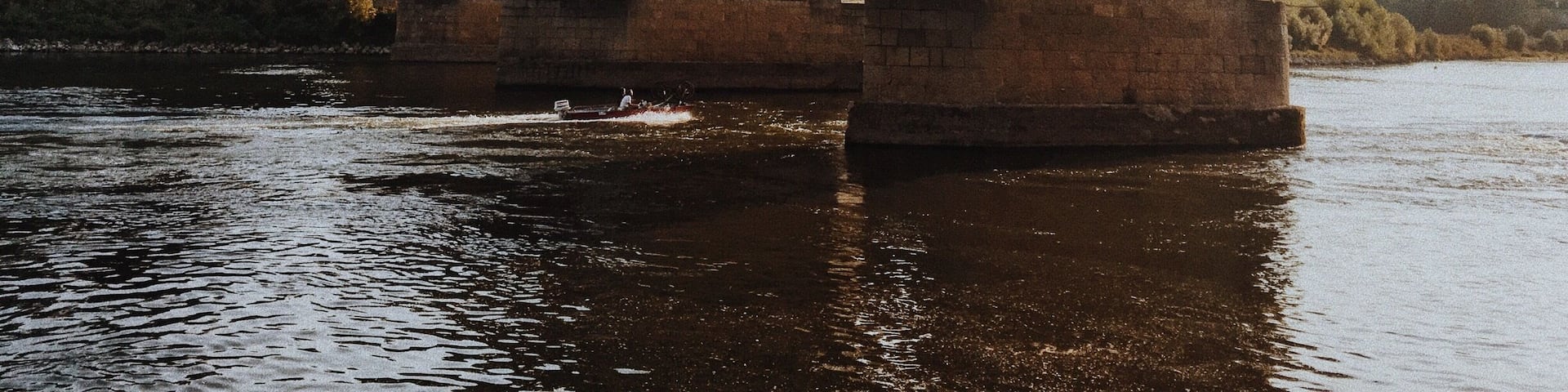 Under the bridge #pavia #ticino