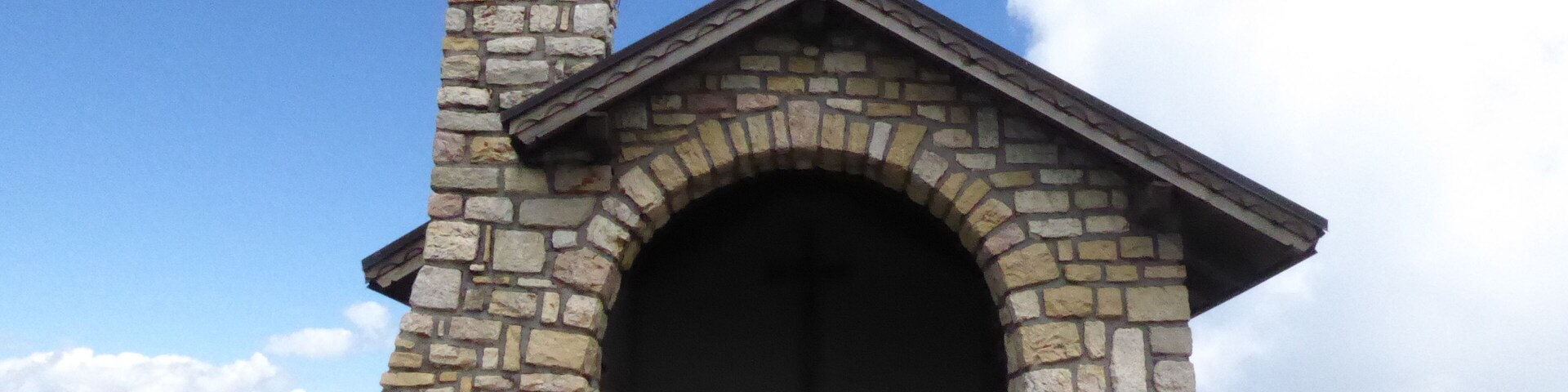 The chapel on the top of Mt. Altissimo, in the Parco naturale locale del Monte Baldo (Q49967625)