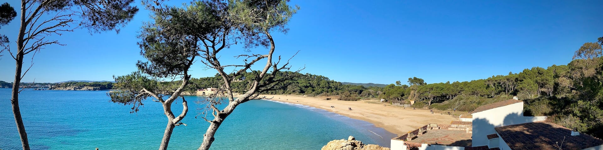preciosa vista panorámica de la playa de Castell. Palamós. Catalunya. España